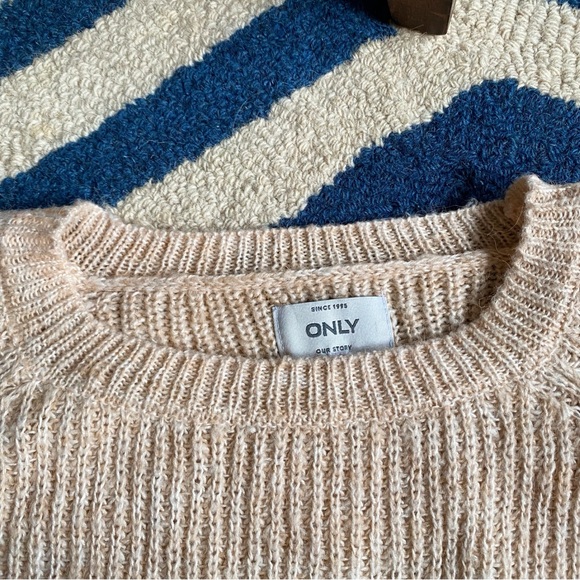 🍂 ONLY IVORY TAN METALLIC STRIPE CHUNKY KNIT SWEATER! - Picture 7 of 16